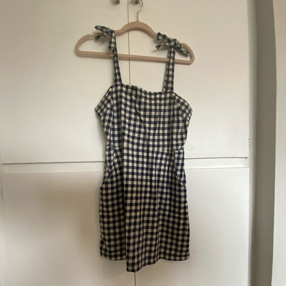 gingham dress with tie straps - Picture 4 of 5